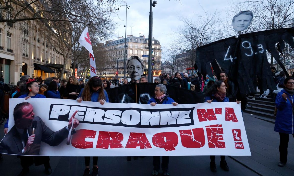 Emmanuel Macron, presidente de Francia, se mantiene firme tras la aprobación por decreto de una polémica reforma