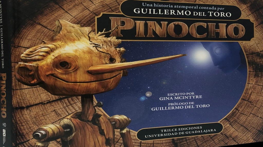 Pinocho. Una historia atemporal contada por Guillermo del Toro es publicada por la editorial independiente mexicana Trilce, la cual hizo un trabajo muy cuidadoso