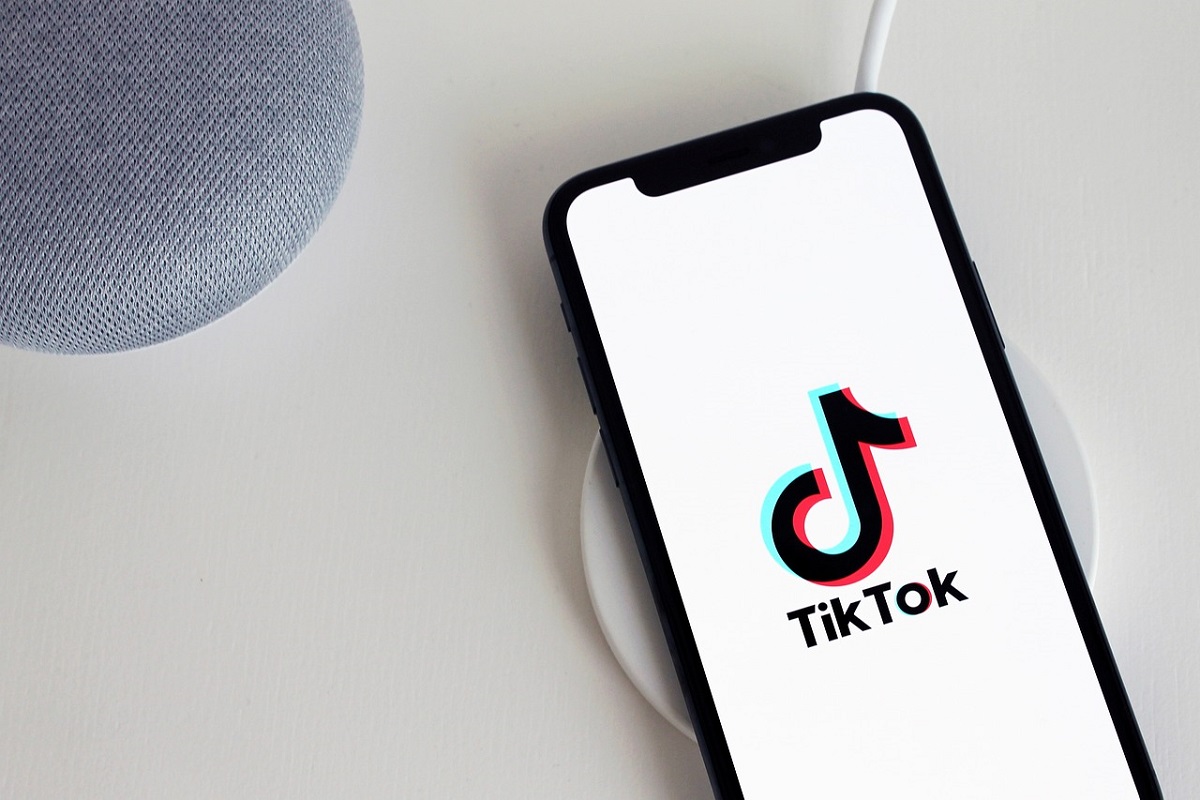 La plataforma china de videos TikTok, criticada por su poder "adictivo" entre los jóvenes, implementará un sistema de avisos