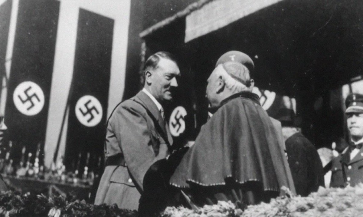 Archivos secretos del Vaticano, visibiliza los lazos entre el Papa Pío XII y Adolfo Hitler durante la segunda guerra mundial