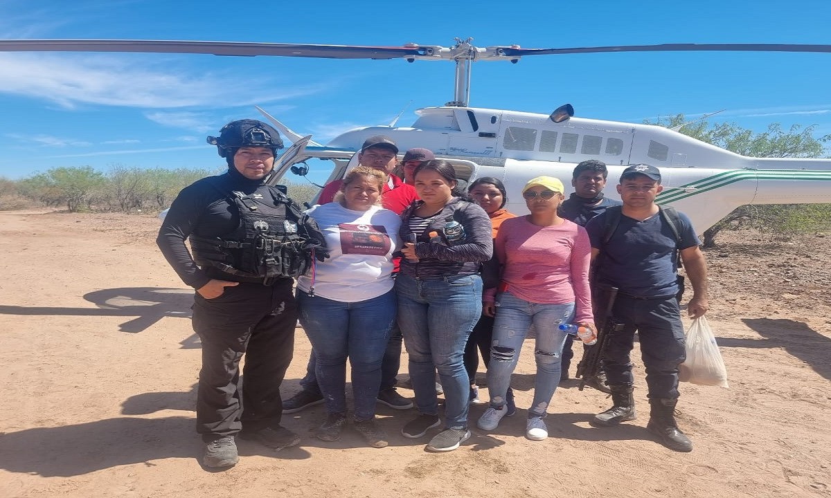El Gobierno de Sinaloa informó que tras localizarla sana y salva, Ceci Flores es trasladada a Los Mochis.