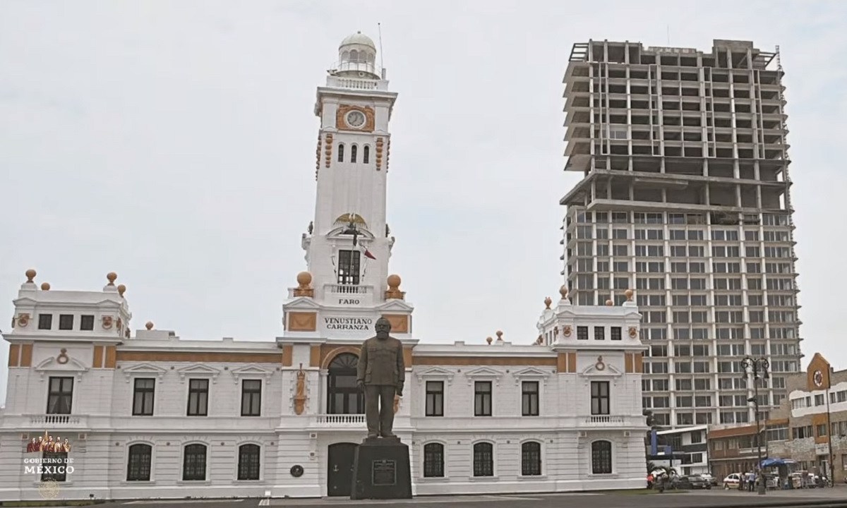 El Gobierno de Veracruz denunciará ante el CJF al juez que amparó a la Torre Centro del malecón.