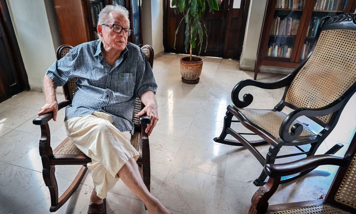 El poeta y dramaturgo Antón Arrufat murió ayer en La Habana