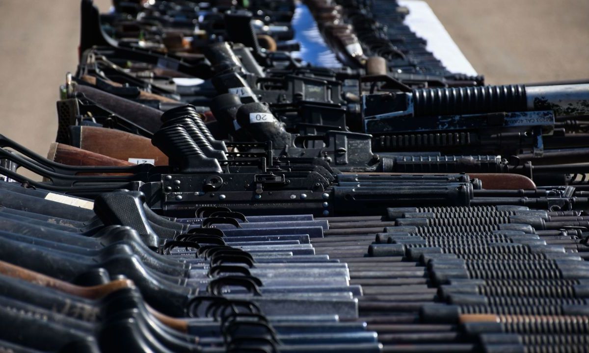 Este 22 de febrero se celebró la primera audiencia del caso que México inició en octubre del 2022 contra cinco tiendas de armas en Arizona.