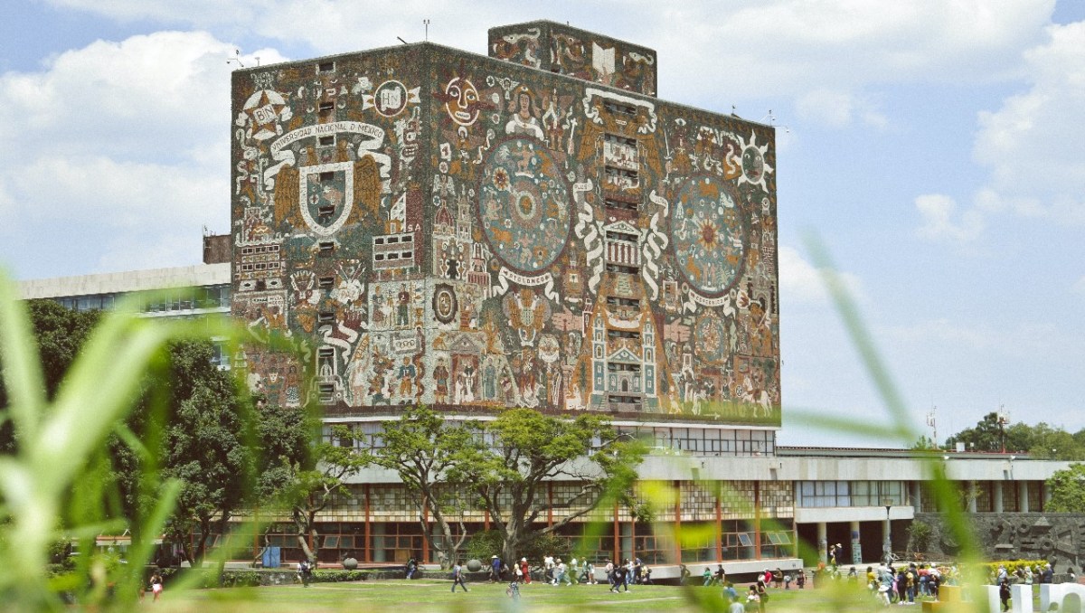 La UNAM ofrece una amplia oferta de becas para que sus alumnos puedan continuar estudiando