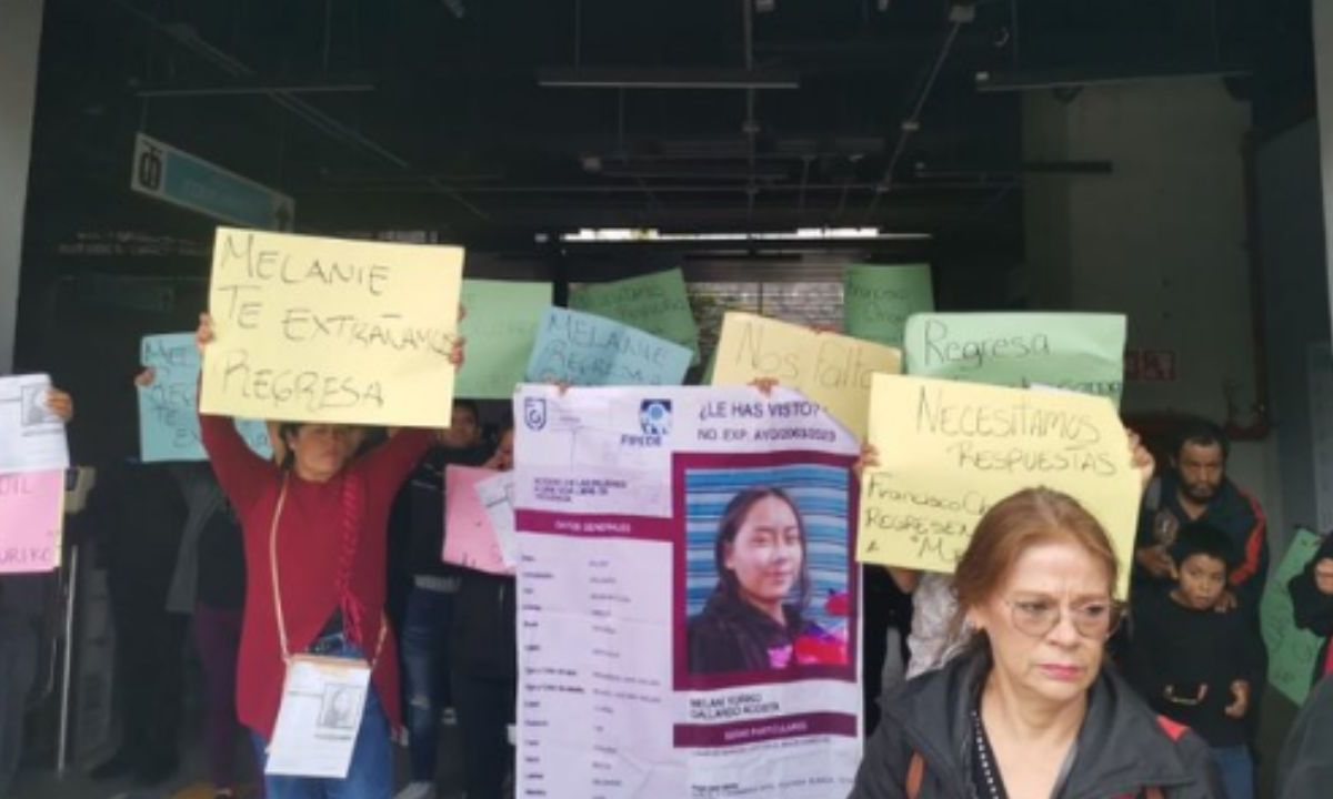 Foto:Twitter/@10LilianaGomez|Bloquean la estación del cablebús Cuautepec tras la desaparición de Melanie Gallardo