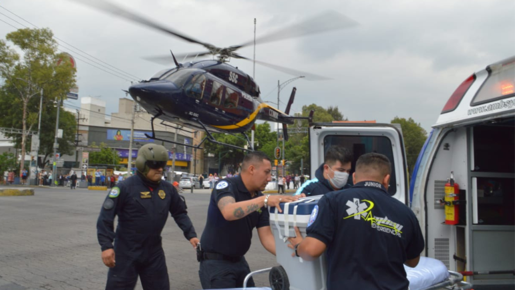 Foto: SSC | Con ayuda de un helicóptero, elementos de la SSC lograron trasladar un corazón y un hígado.