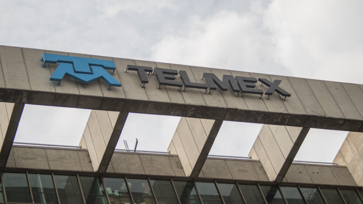 Foto: Cuartoscuro | Después de varias negociaciones, integrantes del STRM y directivos de Telmex lograron un acuerdo para un aumento salarial.