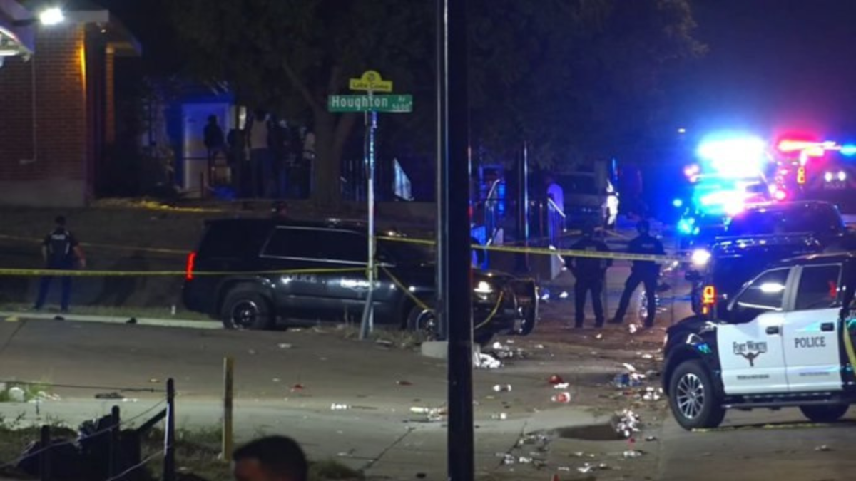 Foto: Especial | Un nuevo tiroteo, ahora en Fort Worth, Texas, sucedió antes de la media noche, dejando al menos tres muertos y ocho heridos.