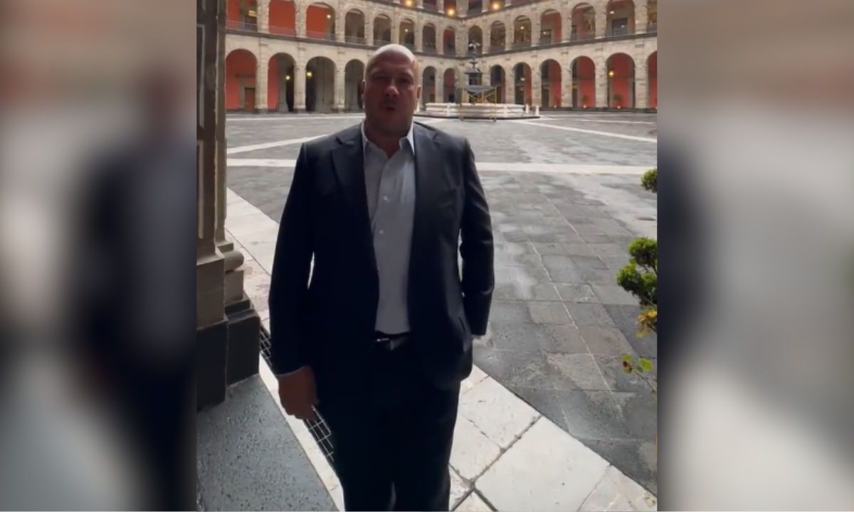 Enrique Alfaro compartió un clip en su perfil de Twitter informando sobre su reunión con AMLO.