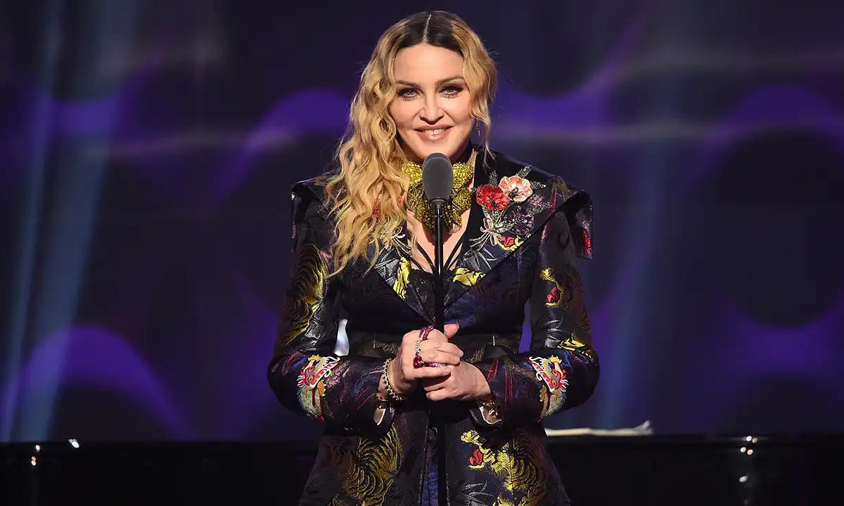 Madonna aseguró que estuvo cerca de 48 horas en coma inducido el pasado mes de junio a causa de una infección bacteriana que le provocó daños en sus órganos internos
