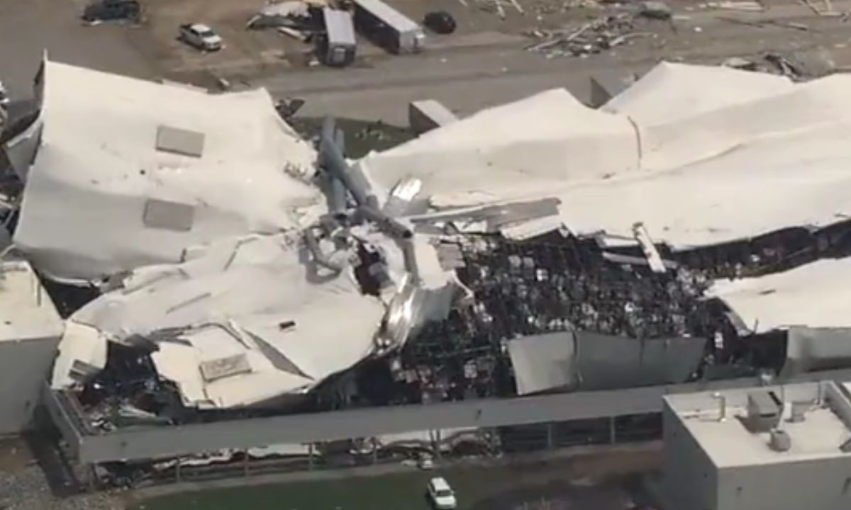 Tornado arrasó con una planta de Pfizer en Carolina del Norte.
