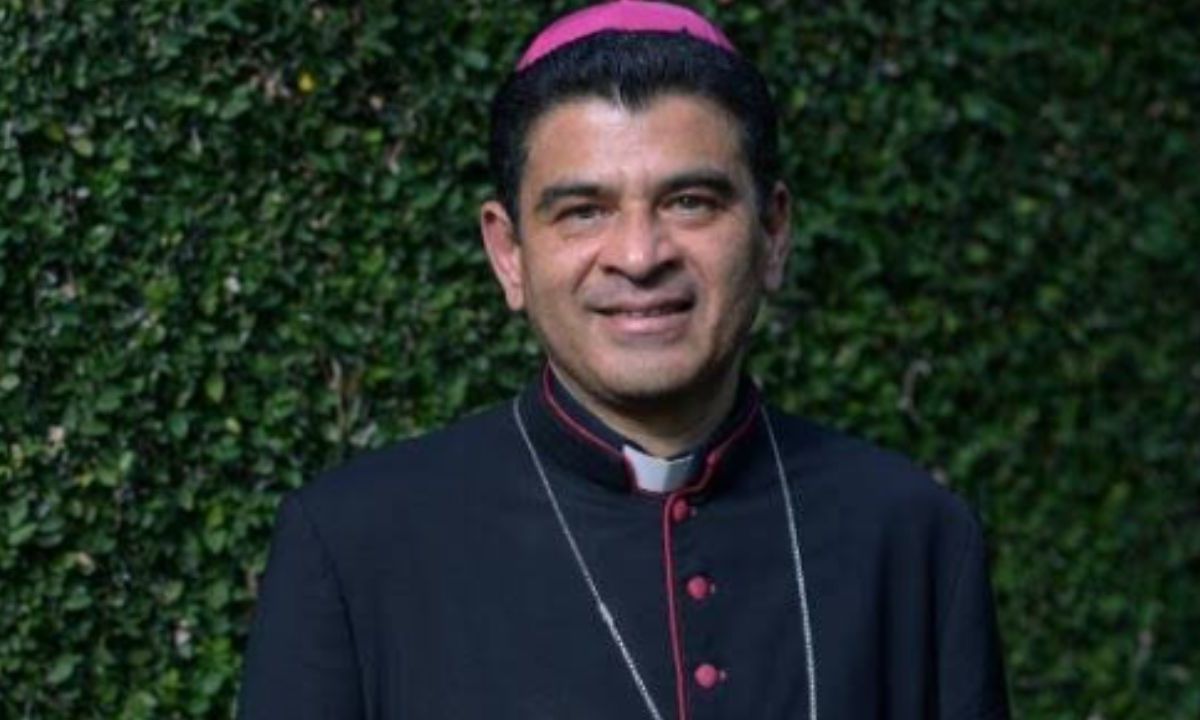 Foto:Redes sociales|Liberan de prisión al obispo Rolando Álvarez; será exiliado a Roma