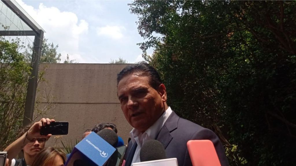 Tras no pasar en a la segunda ronda del proceso de selección para la Construcción del Frente Amplio por México, Silvano Aureoles advirtió riesgo de solidez