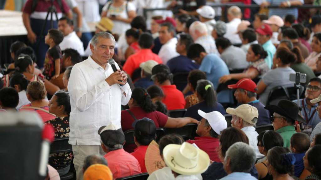 Adán Augusto López Hernández hizo un “atento y respetuoso” llamado al gobernador de Yucatán, Mauricio Vila, a incorporar a la entidad al programa IMSS-Bienestar