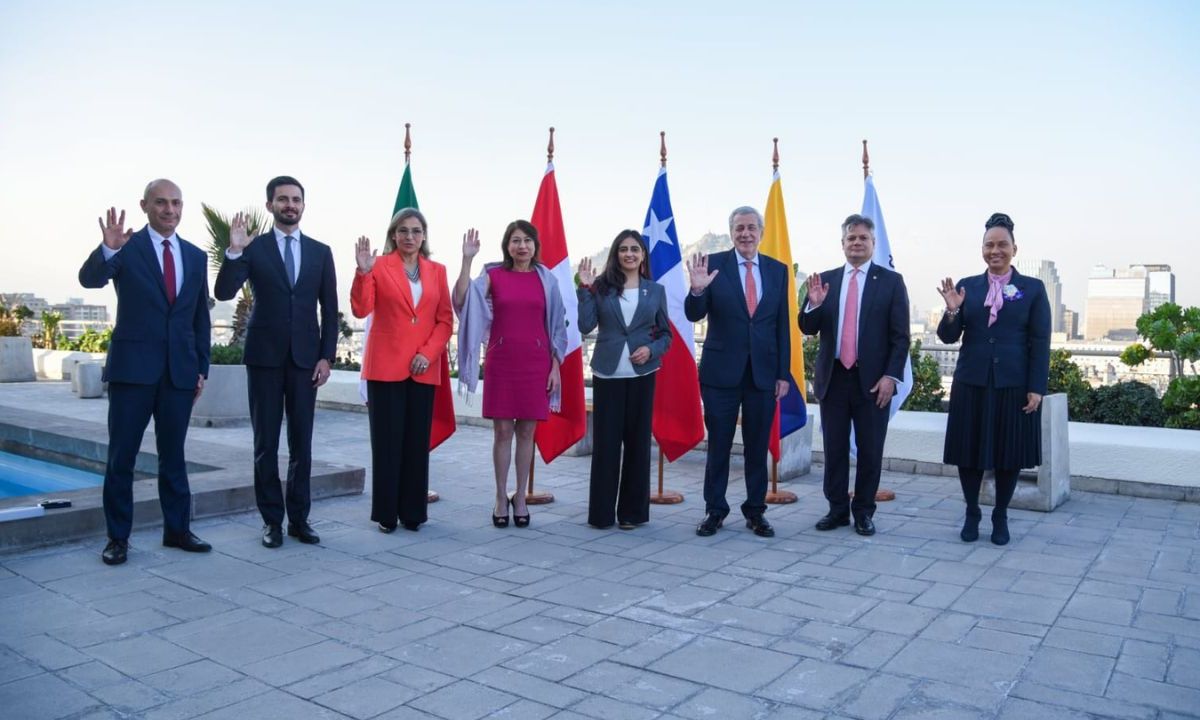 Chile traspasa Presidencia de la Alianza del Pacífico a Perú