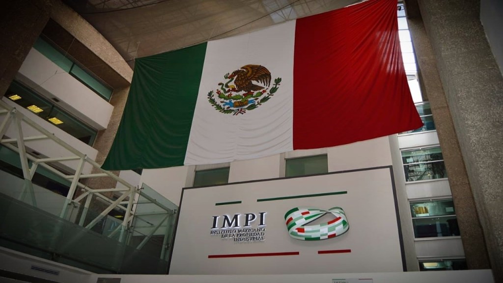 Logotipo del IMPI y bandera de México