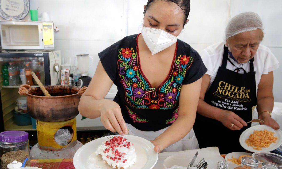 El platillo es conocido en todo el país y la receta nació en Puebla. Sin embargo, no tiene denominación de origen.
