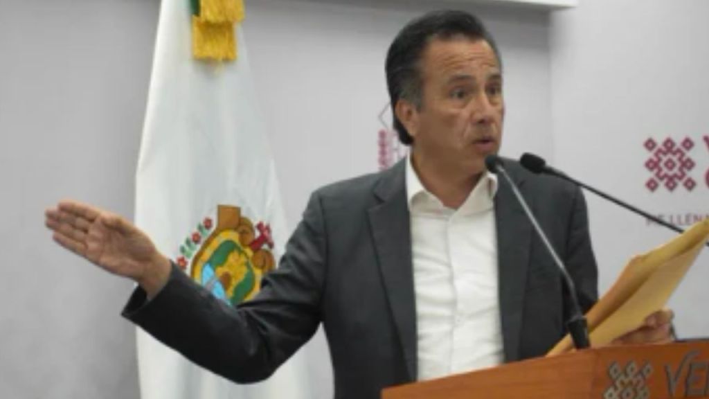 Cuitláhuac García en conferencia de prensa por hallazgo de al menos 13 cuerpos cercenados en Poza Rica.