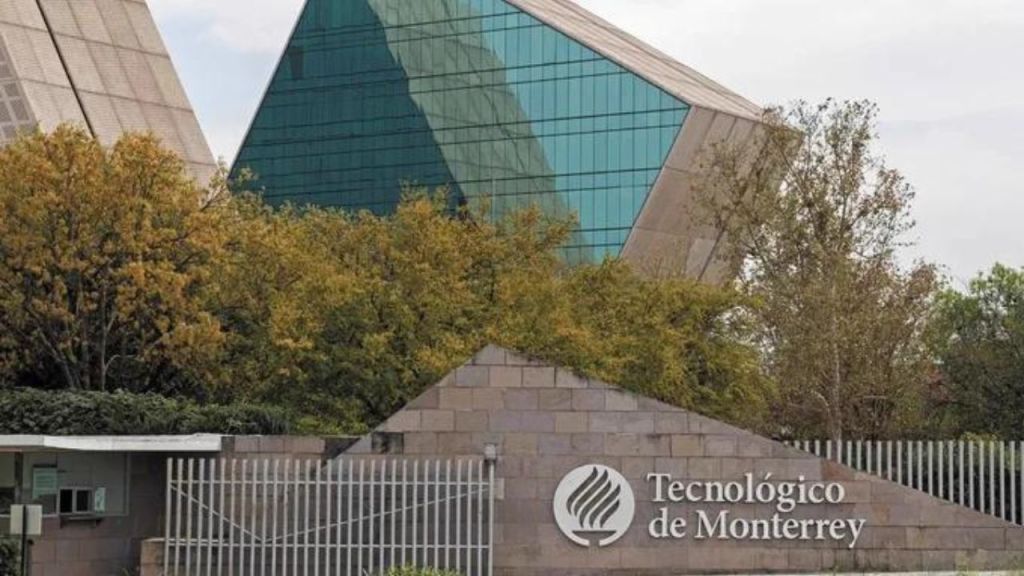 Alumna del Tec de Monterrey muere en la biblioteca del Campus Monterrey.