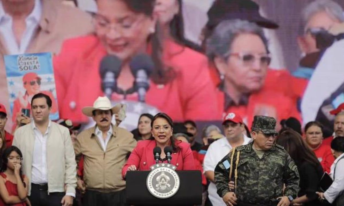 Xiomara Castro pide que el Congreso nombre fiscales en Honduras