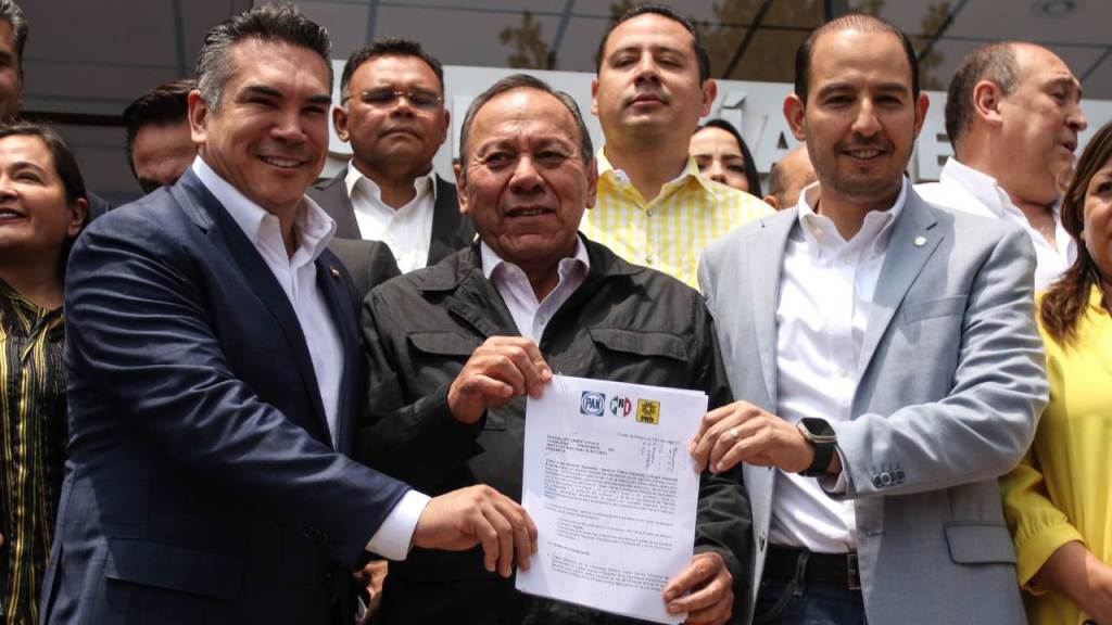 Los presidentes nacionales del PAN, PRI y PRD, demandaron al presidente Andrés Manuel López Obrador, respetar la ley y detener la violencia política de género.