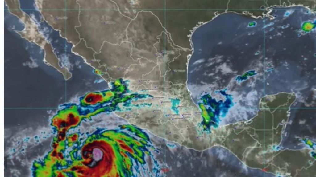 “Hilary” se convierte en huracán y provocará fuertes lluvias en Colima, Guerrero, Jalisco, Michoacán, Nayarit y Oaxaca