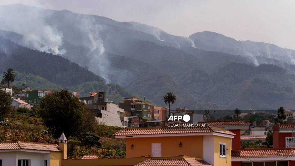 El incendio que devasta desde el 15 de agosto la isla española de Tenerife, en el turístico archipiélago canario, se encuentra "estabilizado", anunciaron las autoridades locales este jueves por la noche.