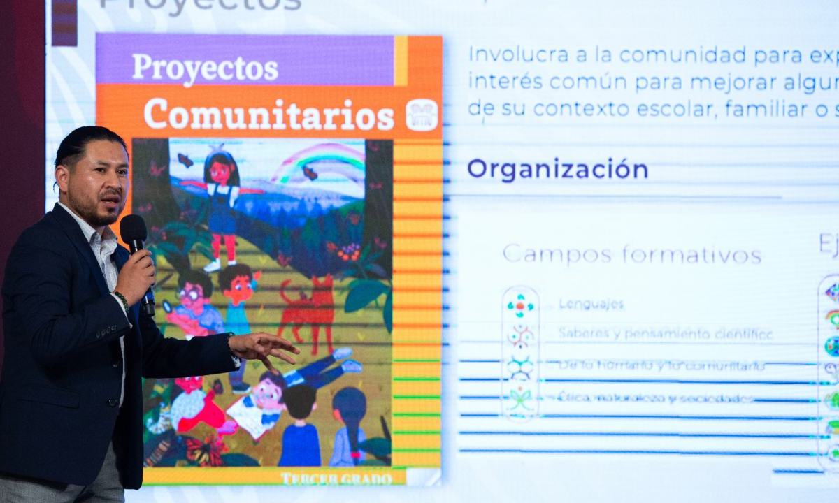 La titular de la Secretaría de Educación Pública (SEP), Leticia Ramírez Amaya, señaló que el término “comunista” no está presente en ninguno de los nuevos Libros de Texto para los estudiantes