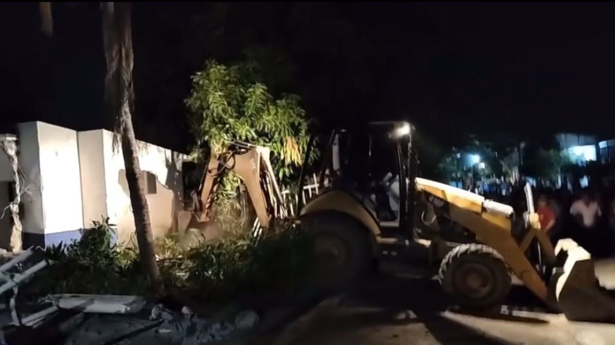 Pobladores tumban estructuras del MP en Arcelia; acusan a soldado de  atropellar a joven