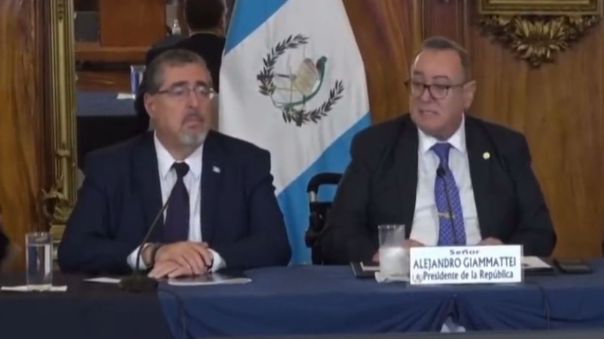 Giammattei y Arévalo se reúnen para iniciar transición en Guatemala