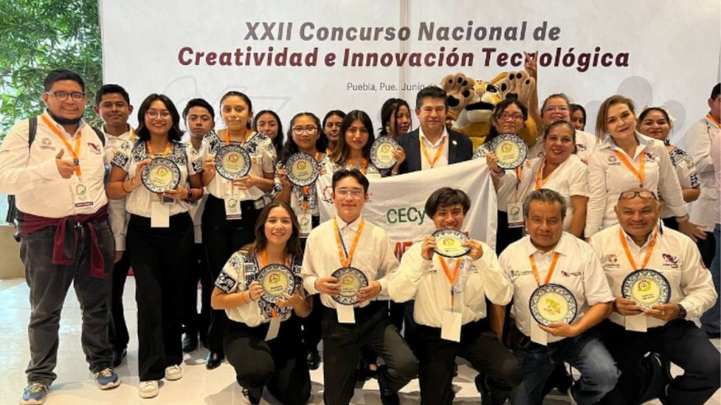 Alumnos del CECyTEC ganaron tres lugares en el XXII Concurso Nacional de Creatividad e Innovación Tecnológica 2023 que se llevo a cabo en Puebla