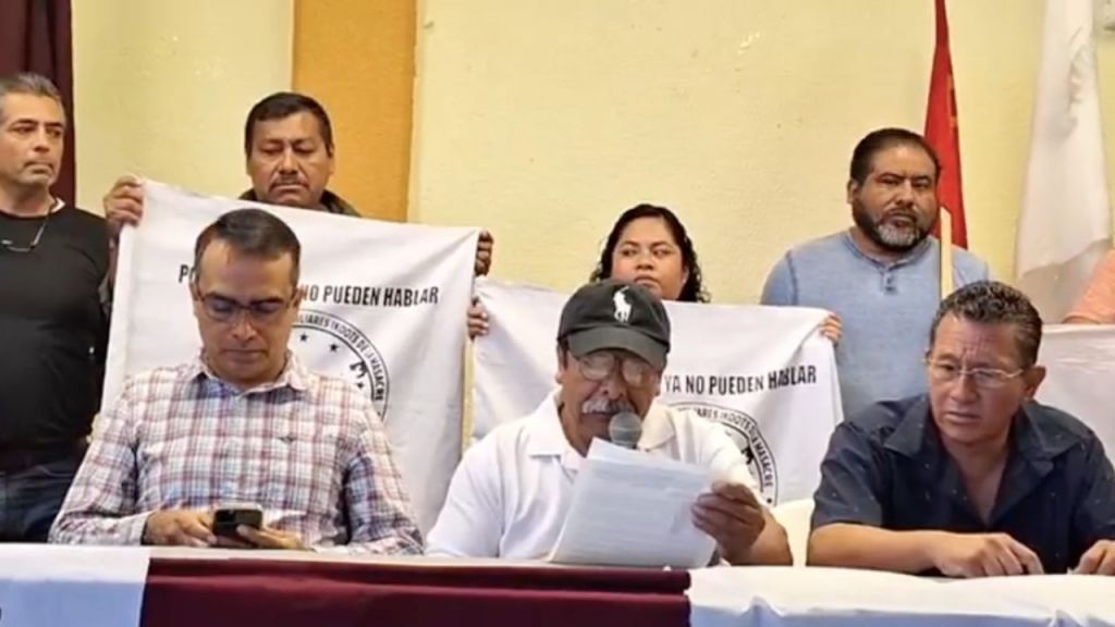 Integrantes del Comité de Víctimas de Nochixtlán se pronunciaron por el cese de la Juez Guadalupe Patricia Juárez Hernández, por haber otorgado el cambio de medida cautelar de prisión preventiva impuesta desde febrero de 2022 al excomisionado de la policía estatal
