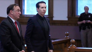 Marilyn Manson sentenciado por acciones antihigienicas ante camarografa. Noticias en tiempo real