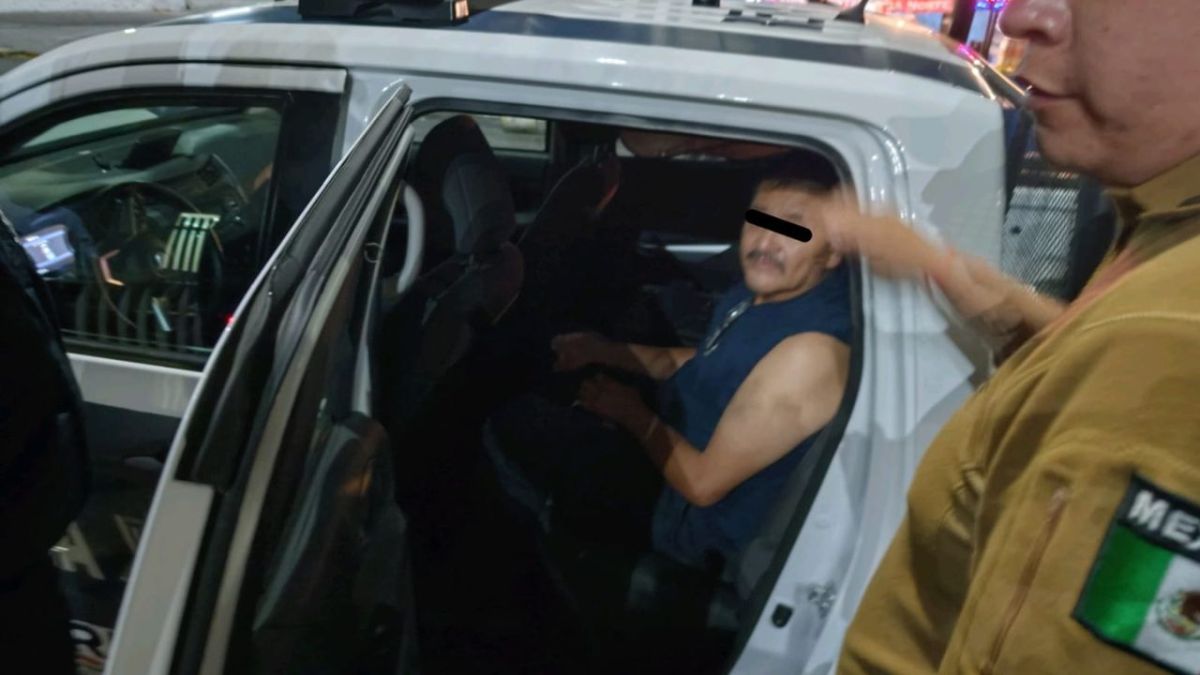 Cae policía de Ecatepec que participó en robo a bodega asegurada por la Fiscalía