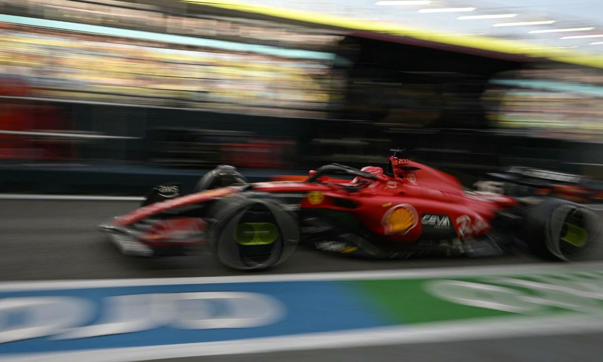 Foto:AFP|Ferrari marca territorio en Singapur, muy por delante de Verstappen y Red Bull