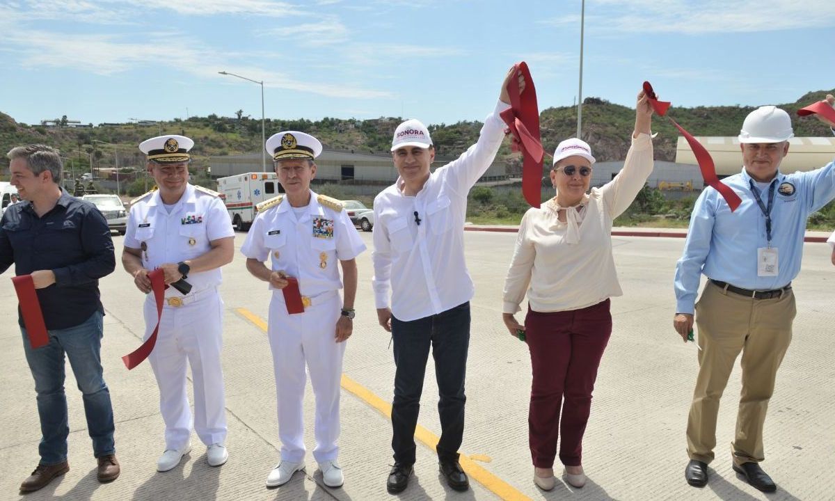 Alfonso Durazo Montaño,inaugura cuatro frentes de obras del puerto de Guaymas