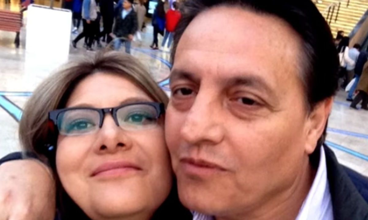 Verónica Sarauz, esposa del candidato presidencial asesinado en Ecuador, Fernando Villavicencio, fue víctima de un atentado este miércoles, denunció Christian Zurita