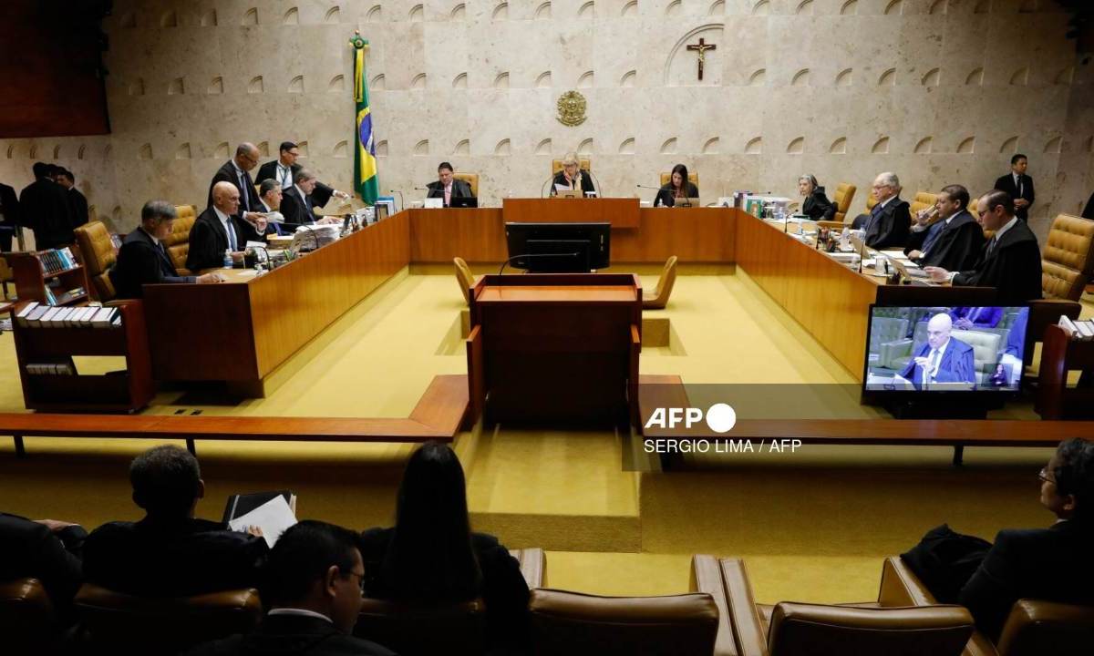 El Tribunal Supremo de Brasil condenó a 17 y 14 años de prisión a los dos primeros enjuiciados por la asonada bolsonarista de enero en Brasilia, acusados de tentativa de golpe de Estado