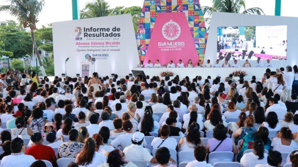 Atenea Gómez Ricalde, Presidenta Municipal de Isla Mujeres, informó qu a lo largo de los dos años de su administración se han entregado cerca de 15 mil 500 apoyos a las mujeres