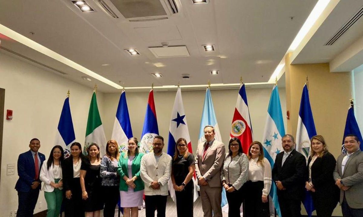 El Gobierno de México participó en la Tercera Sesión de la Coalición Regional contra la CORETT que se lleva a cabo en la ciudad de Panamá, Panamá.