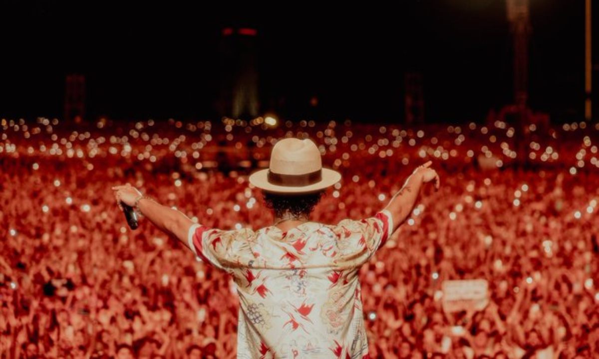 Cancelan concierto de Bruno Mars en Israel por conflicto bélico