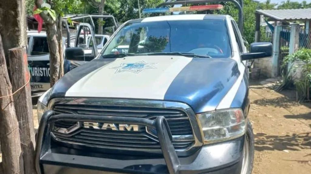 Al menos 11 elementos muertos de la Policía Municipal de Coyuca de Benítez por un ataque armado; estaría muerto el jefe de la corporación