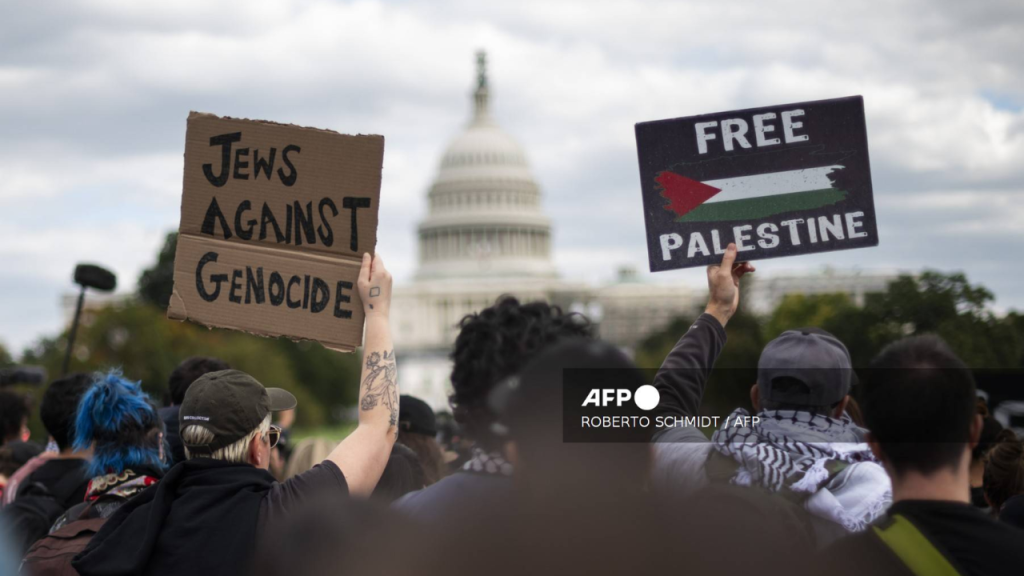Manifestantes irrumpen en el Capitolio en Estados Unidos y piden el cese al fuego en la Franja de Gaza