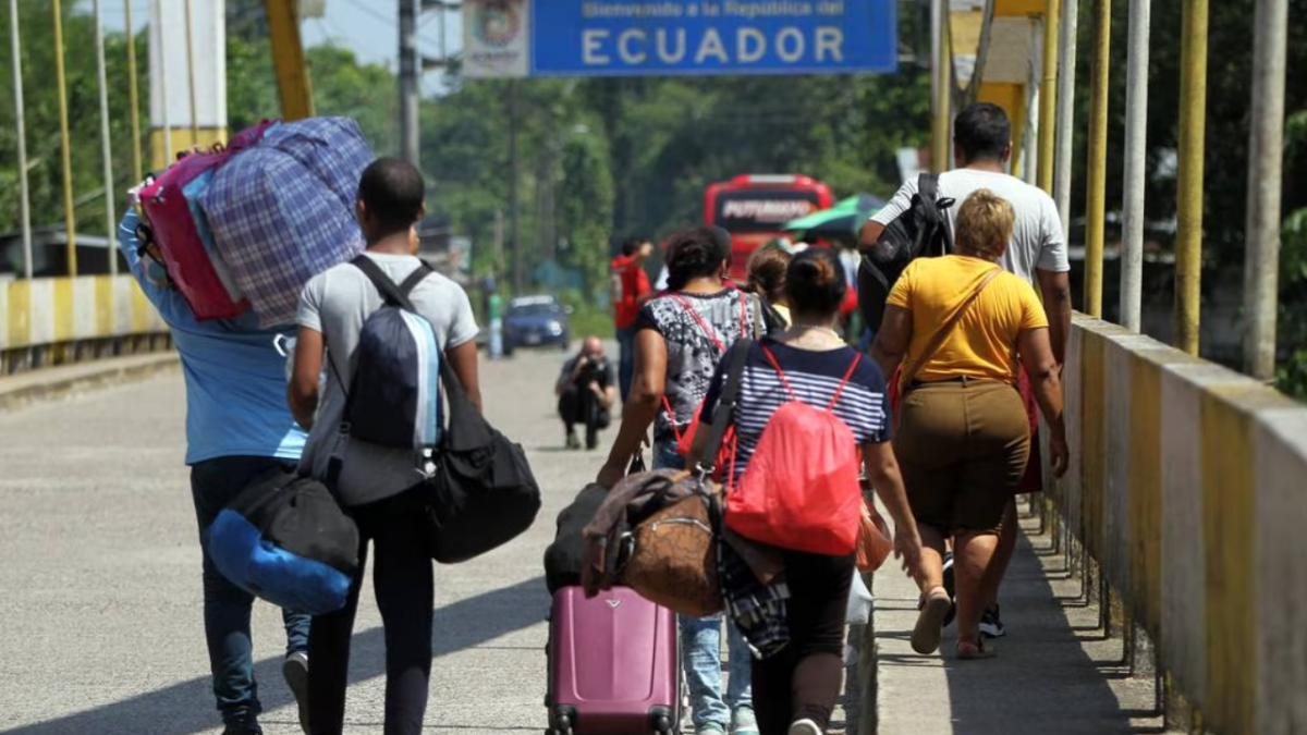 EU anuncia permisos humanitarios de reunificación familiar para ecuatorianos