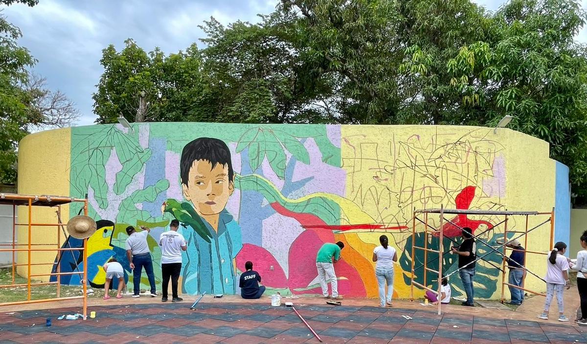 Foto: Cortesía / El sábado por la mañana, decenas de pequeños artistas llegaron al parque para pintarlo de colores.
