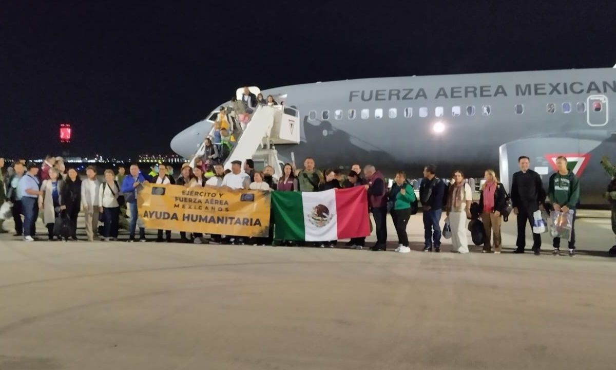 De regreso en México, 287 compatriotas repatriados de Israel
