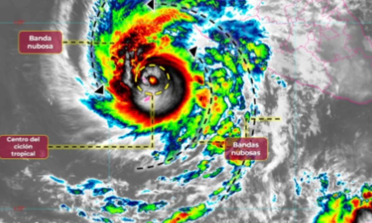 El huracán 'Norma' sigue siendo inestable, pues durante la tarde de este viernes, nuevamente se intensificó a categoría 3.
