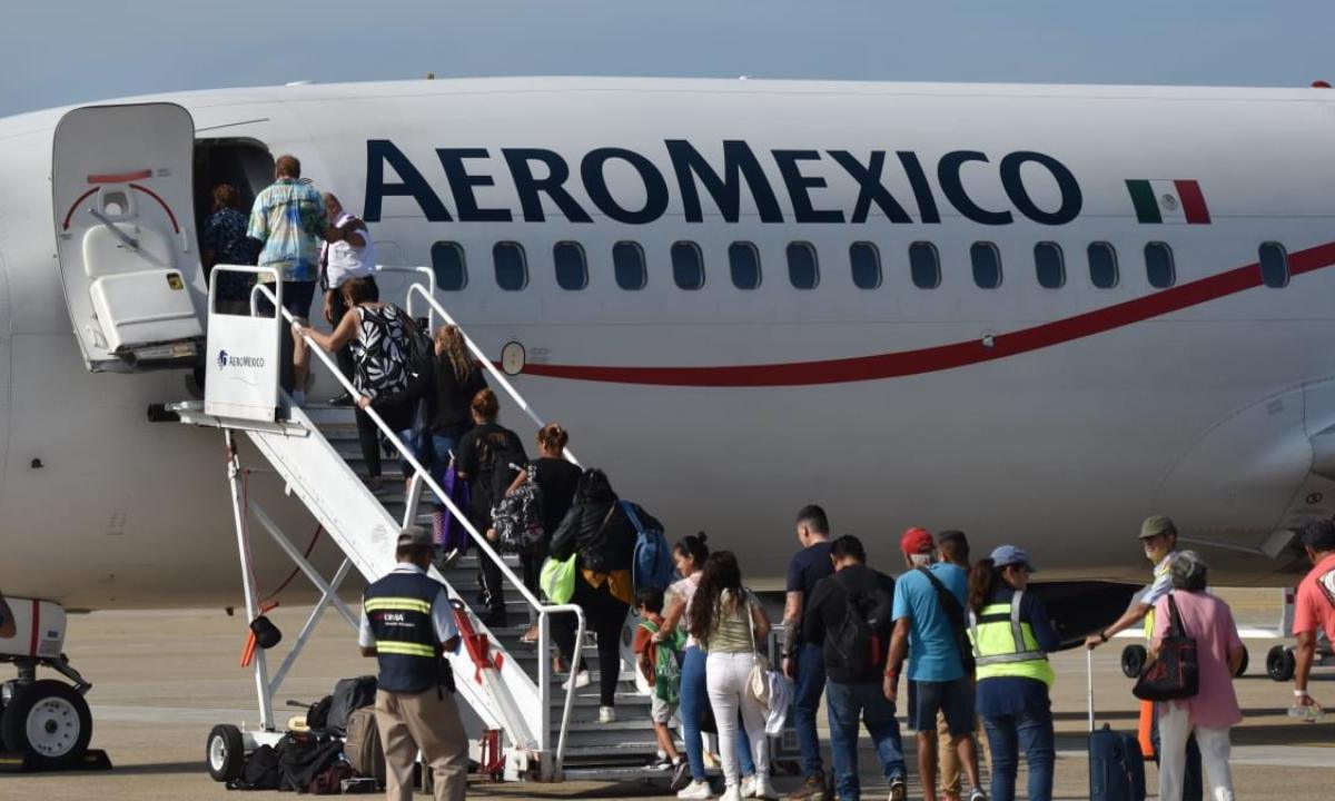 La SICT informó que a las 17:00 horas de este viernes concluyó la primera jornada del puente aéreo humanitario de la CDMX a Acapulco