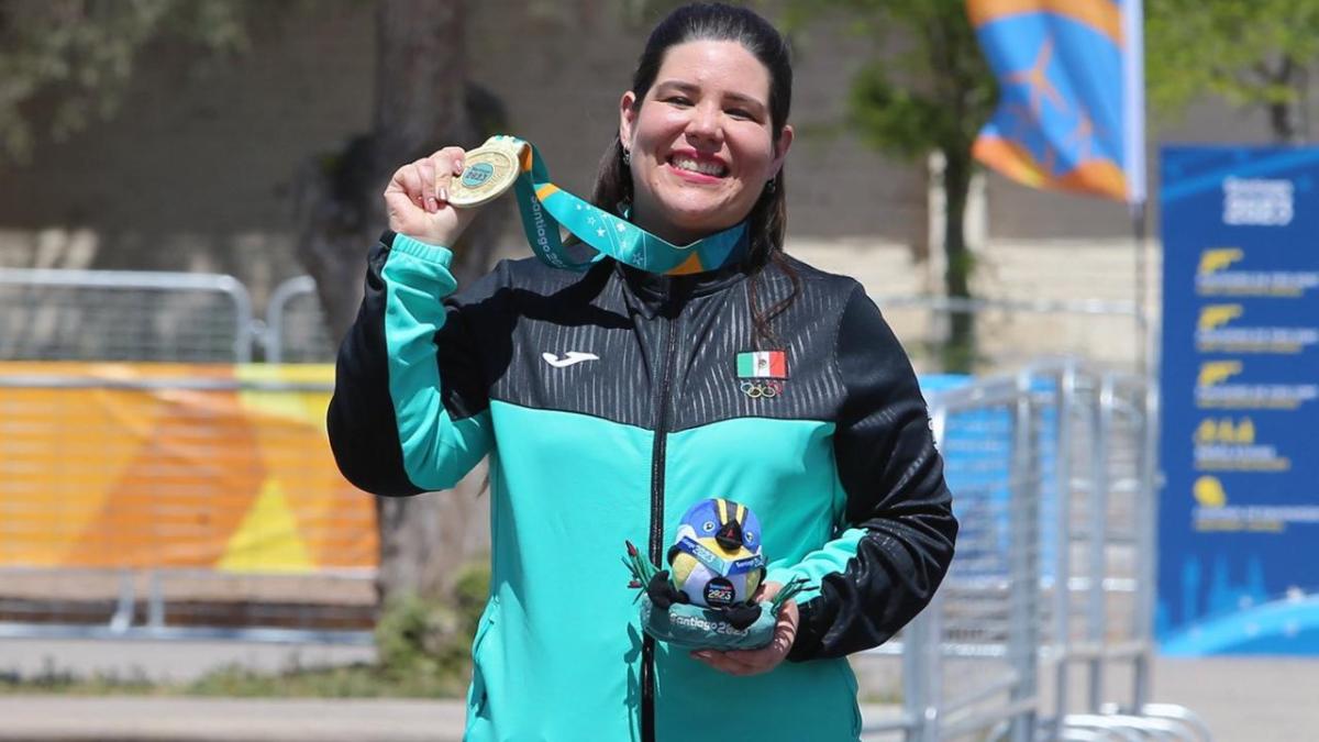 Alejandra Zavala Vázquez, especialista en tiro deportivo, consiguió una medalla de oro, récord panamericano y su boleto para París 2024